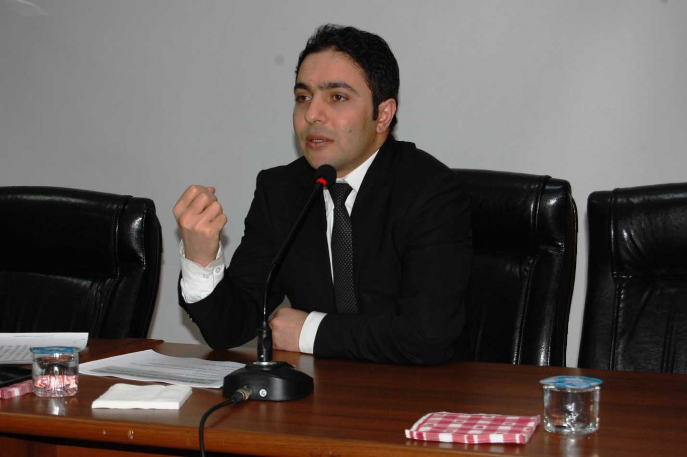 Bitlis’te ‘Orta doğu ve kuzey Afrika’ konulu konferans Bitlis’te ‘Orta doğu ve kuzey Afrika’ konulu konferans